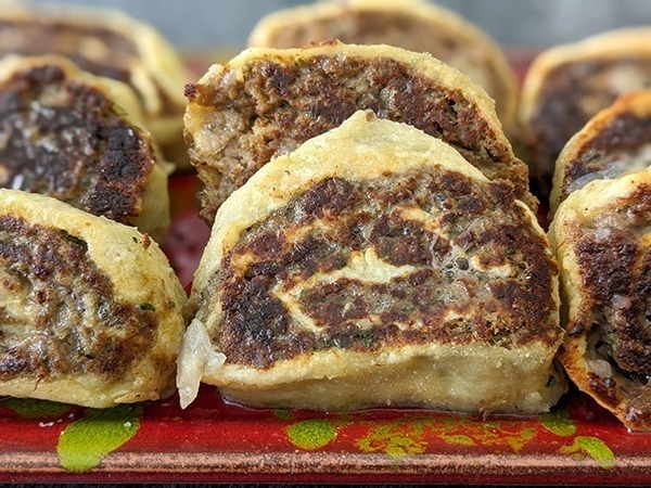 Un reste de pot-au-feu? Et si vous faisiez des fleischschnackas (des escargots de viande)?