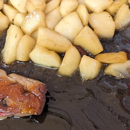 [RECETTE] Foie gras et pommes sur lit de choucroute
